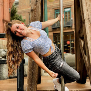 Meet your Posher, Kennedy